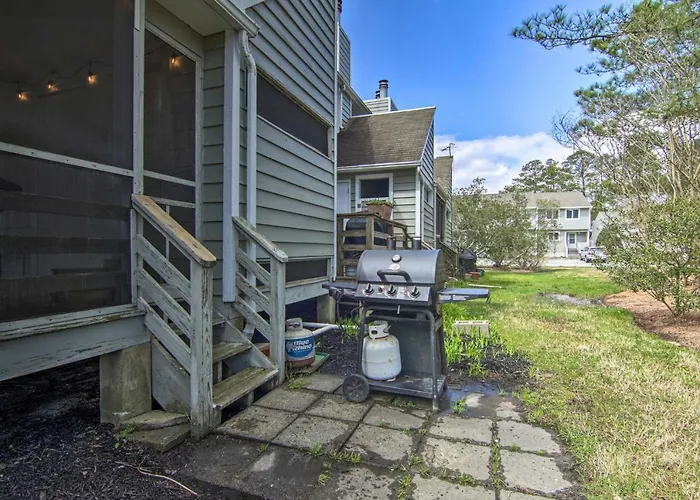 Cozy Family Townhome: 1 Mi To Bethany'S Boardwalk