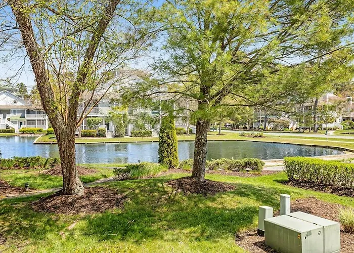 Sea Colony - 20002 Twin Lakes Ct
